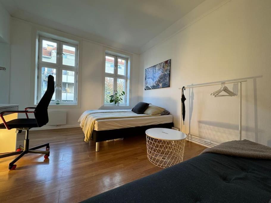 Fast Wifi Working Place Cozy Apartment *